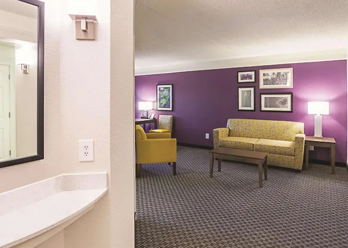 La Quinta By Wyndham Worth North Hotel 3*
