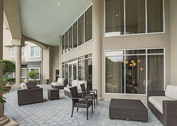 La Quinta By Wyndham Worth North Hotel