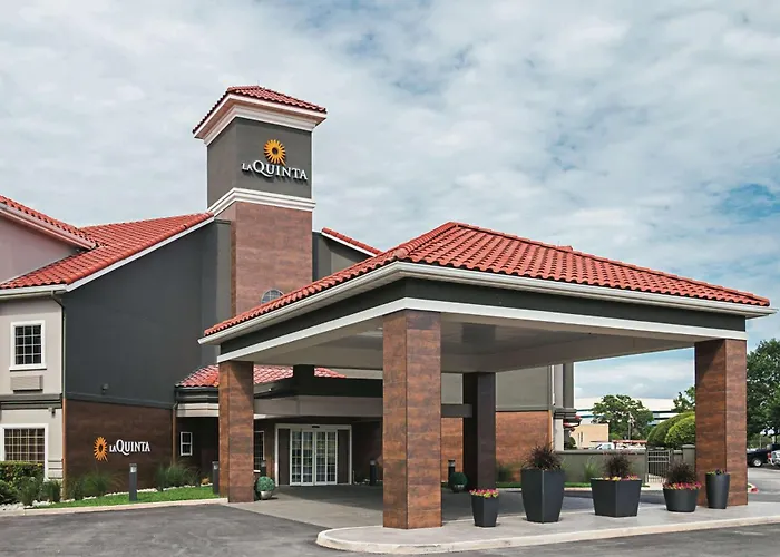 Hotel La Quinta By Wyndham Worth North 3*