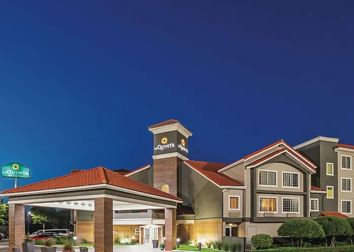 La Quinta By Wyndham Worth North