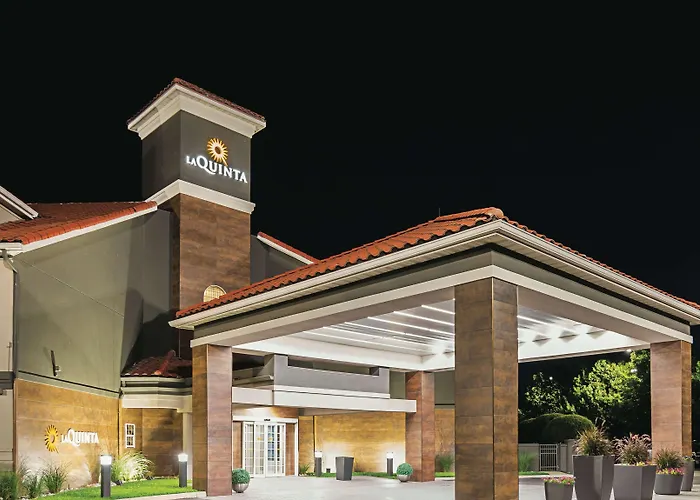La Quinta By Wyndham Worth North