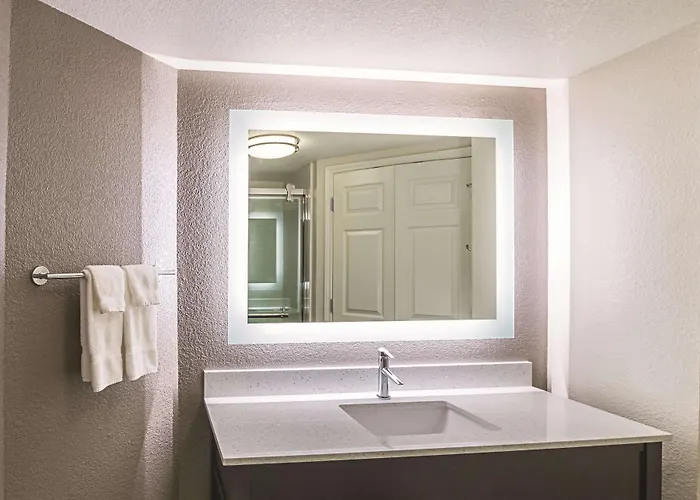 La Quinta By Wyndham Worth North Hotel 3*