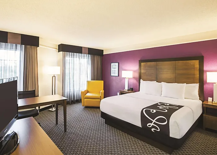 La Quinta By Wyndham Worth North