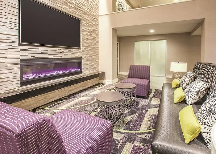 La Quinta By Wyndham Worth North Hotel 3*