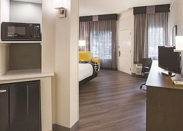La Quinta By Wyndham Worth North Hotel Fort Worth