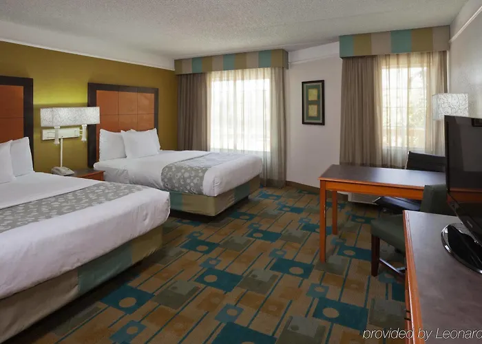 La Quinta By Wyndham Worth North